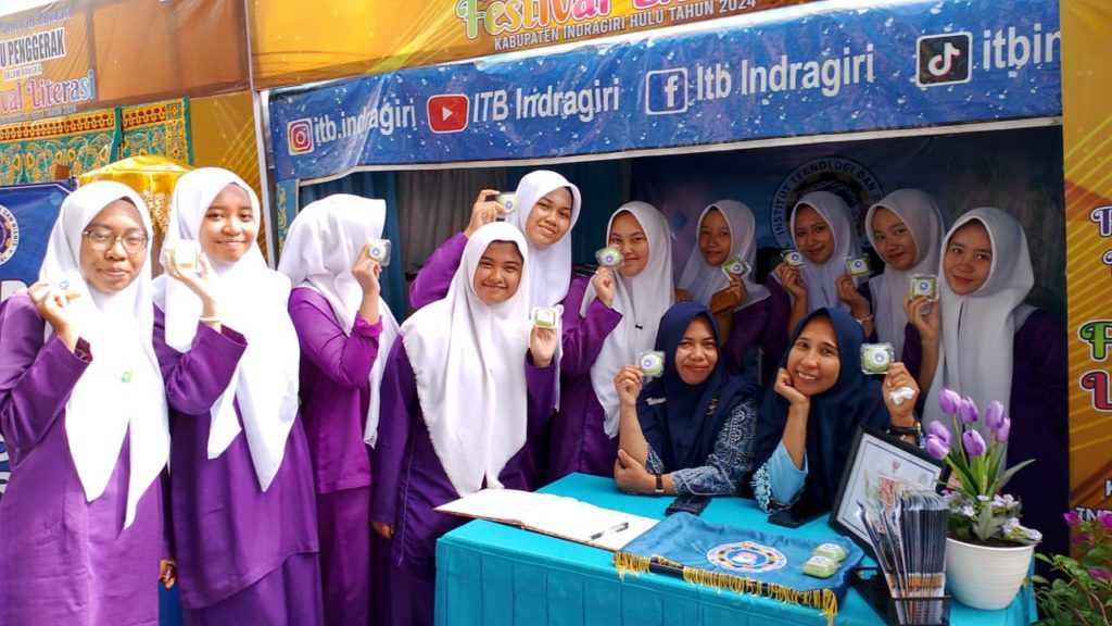 WhatsApp Image 2025-10-14 at 09.08.33